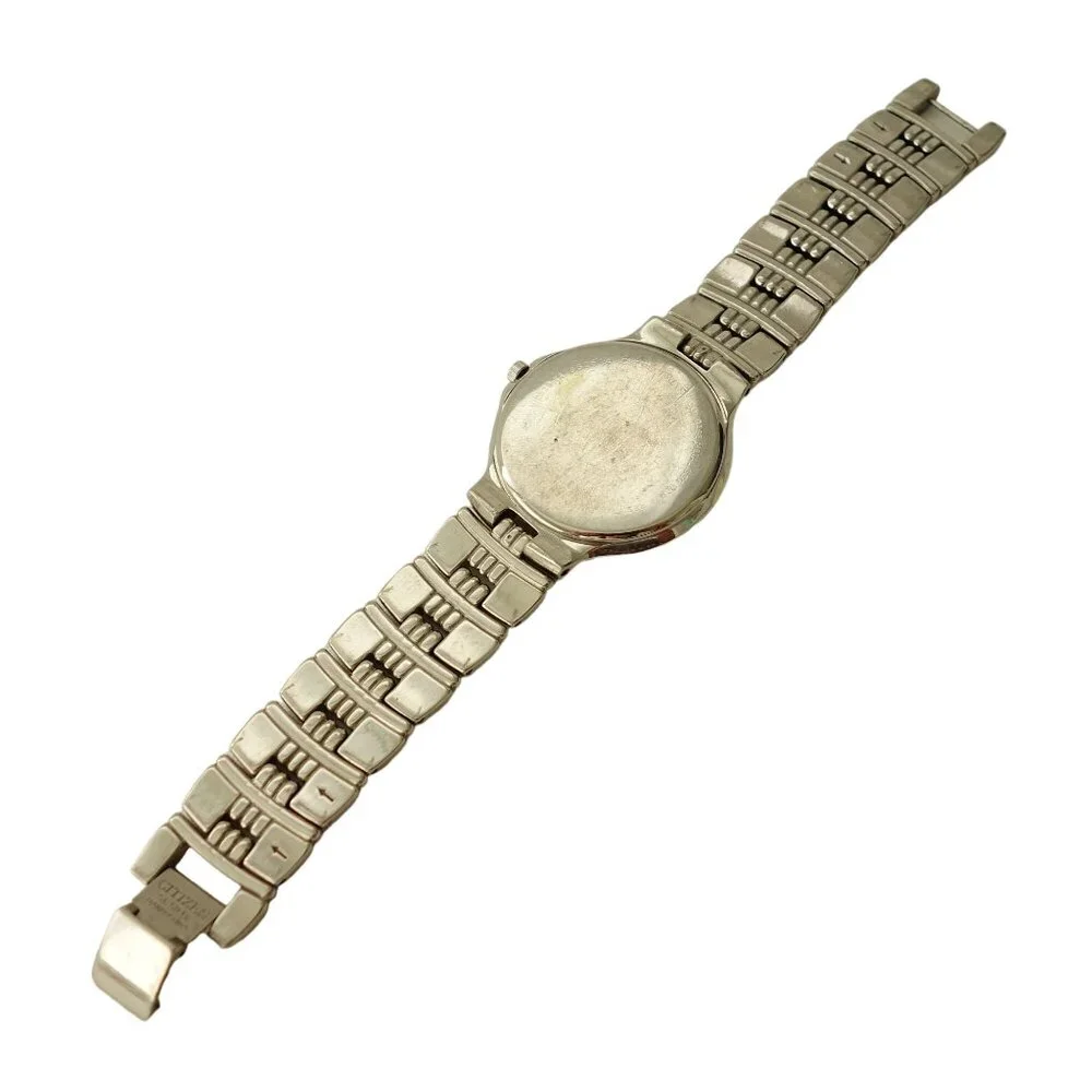 Citizen Eco-Drive Women's Stainless Steel Watch Water Resistant Works Great‎